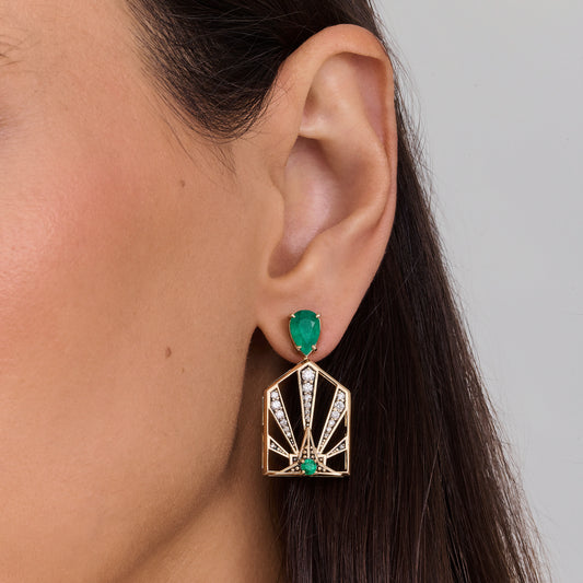 Brinco Altair | Esmeraldas, Ródio Negro e Brilhantes