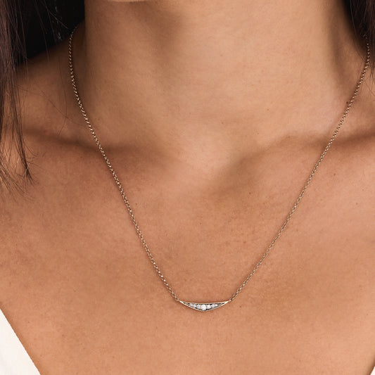 Colar Mu Petit | Brilhantes e Ródio Negro