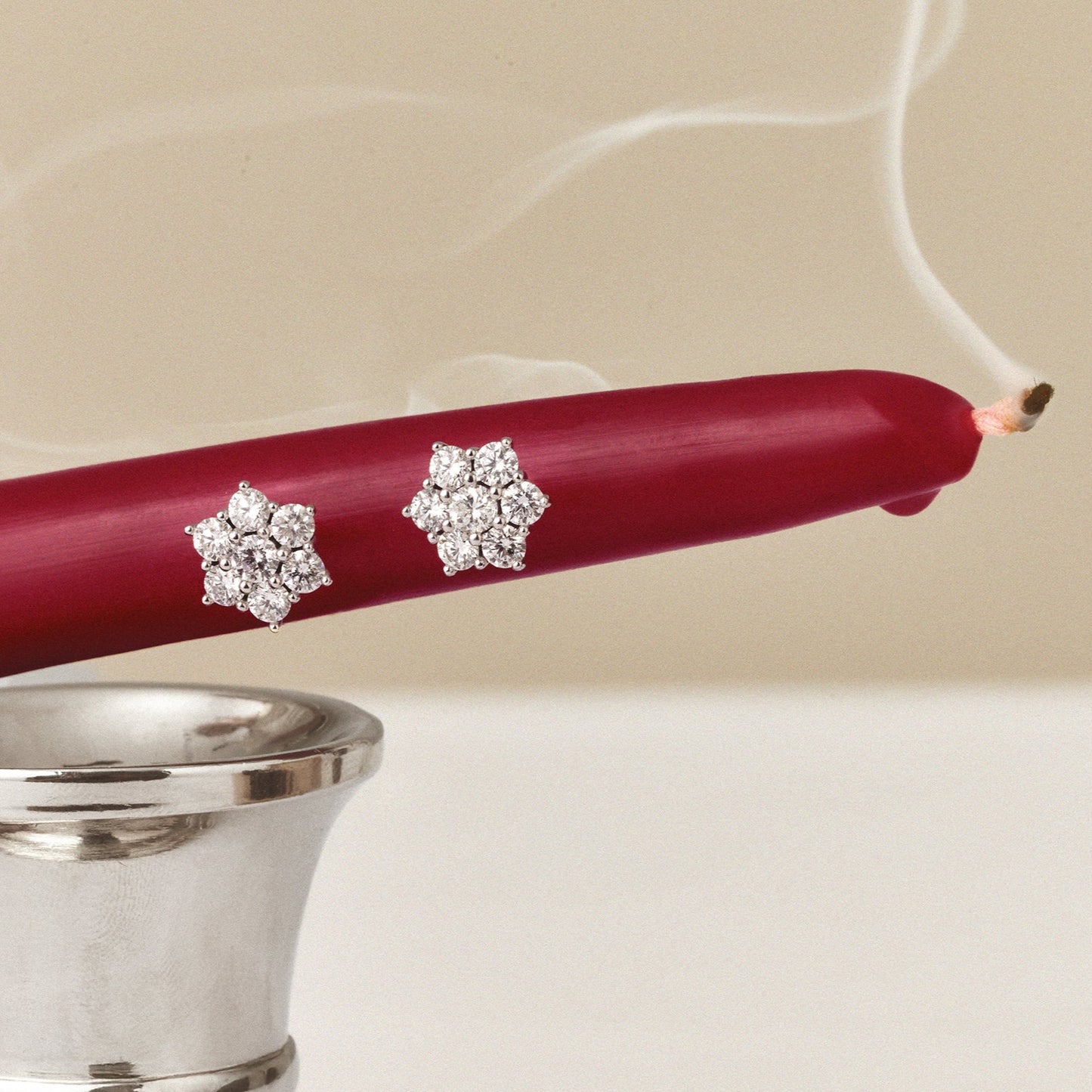 Brinco Fleur | Diamante e Ouro Branco