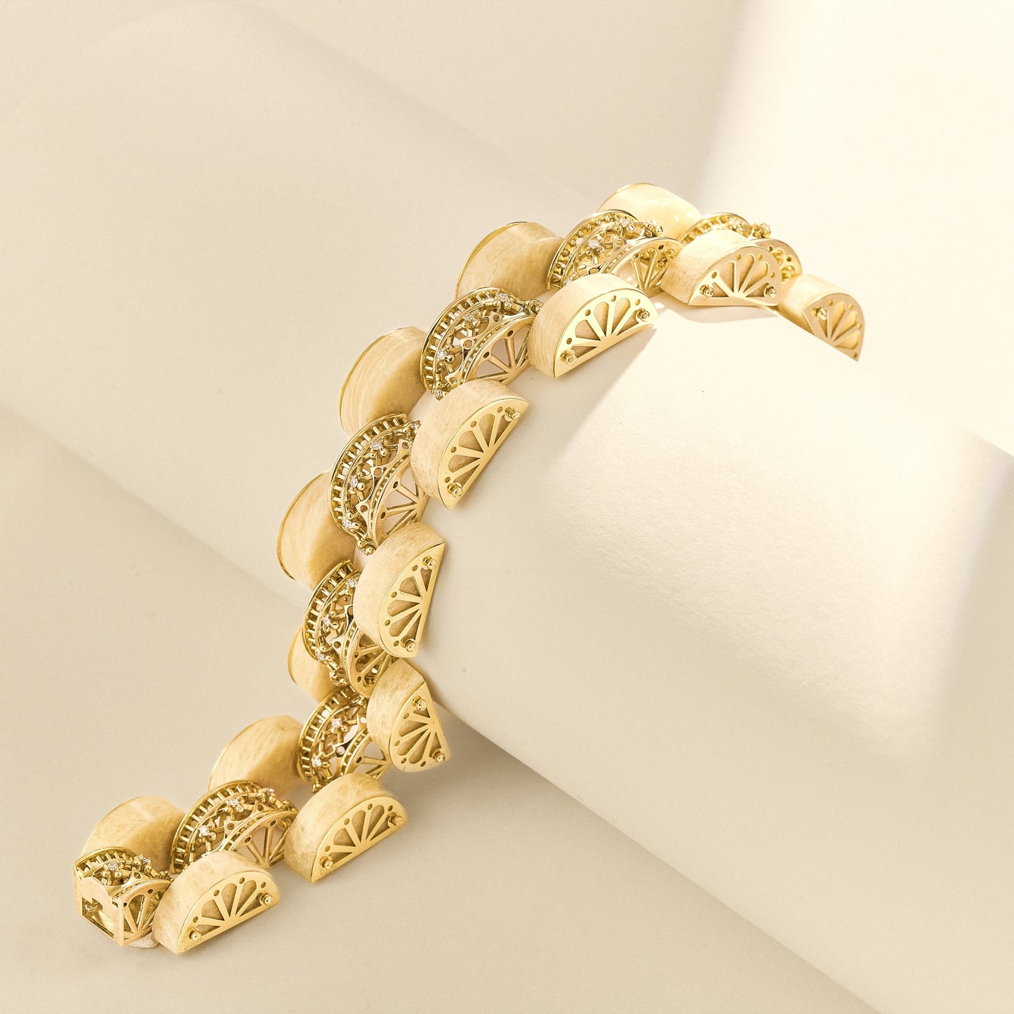 Pulseira Leggero | Ouro Amarelo, Brilhantes e Amazonitas