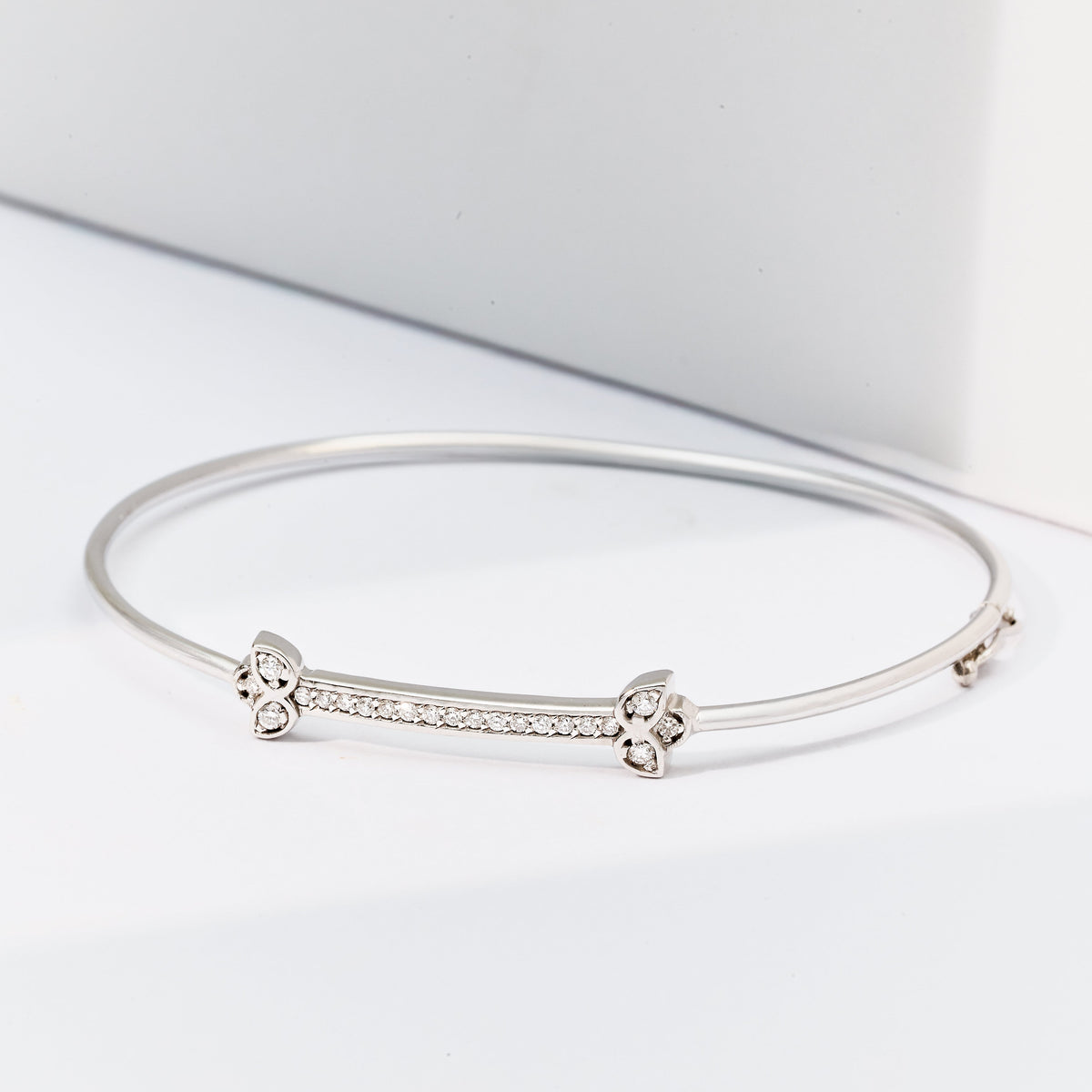Pulseira Royal | Brilhantes e Ouro Branco