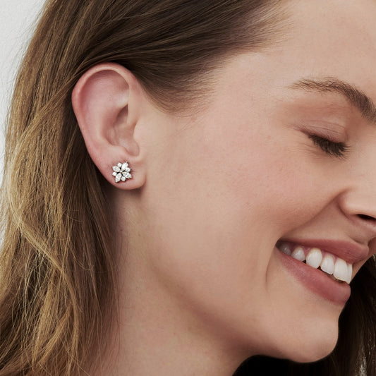 Brinco Flor G | Brilhantes e Ouro Branco