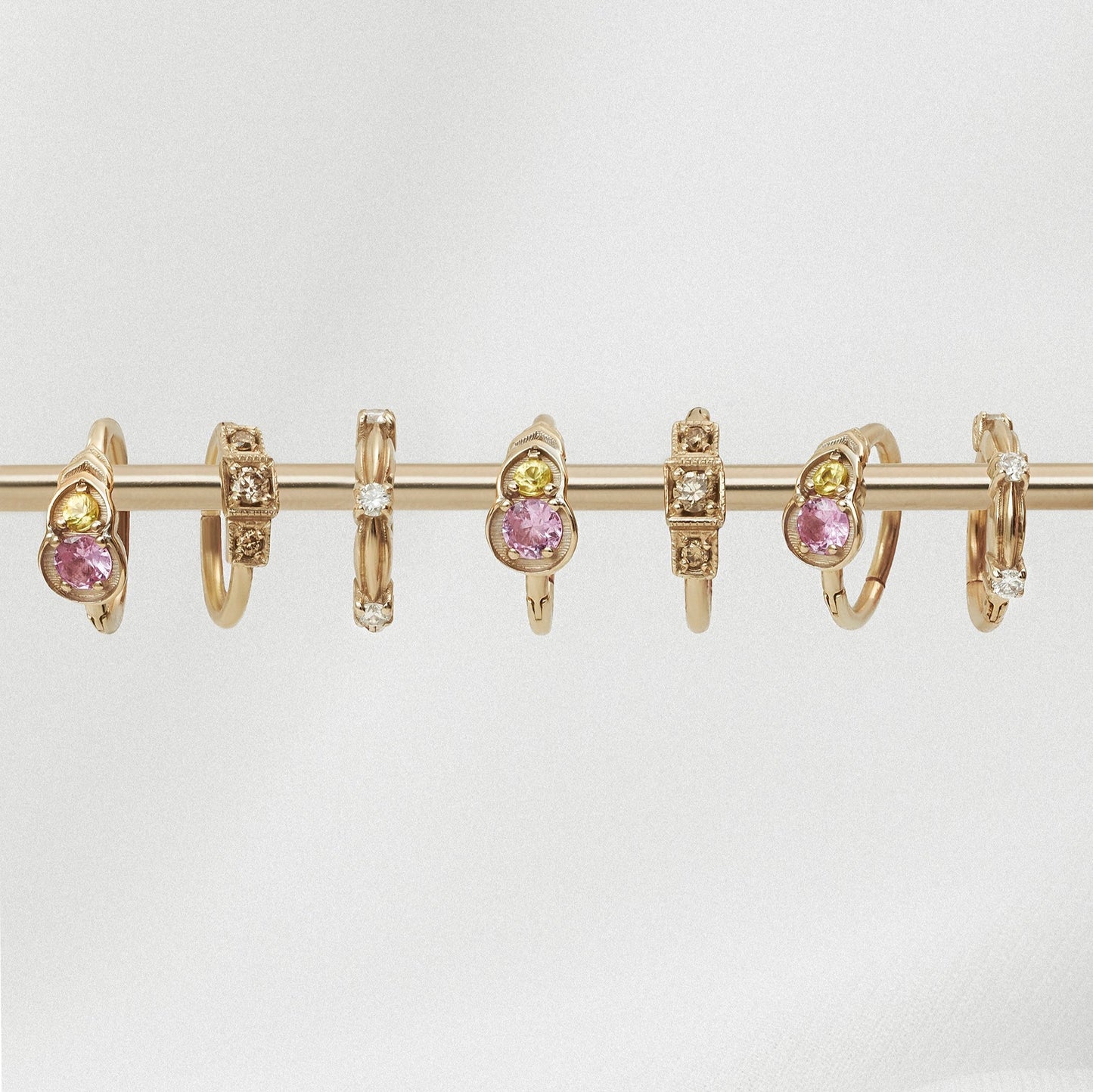 Argola Sandrin | Brilhantes e Ouro Champanhe