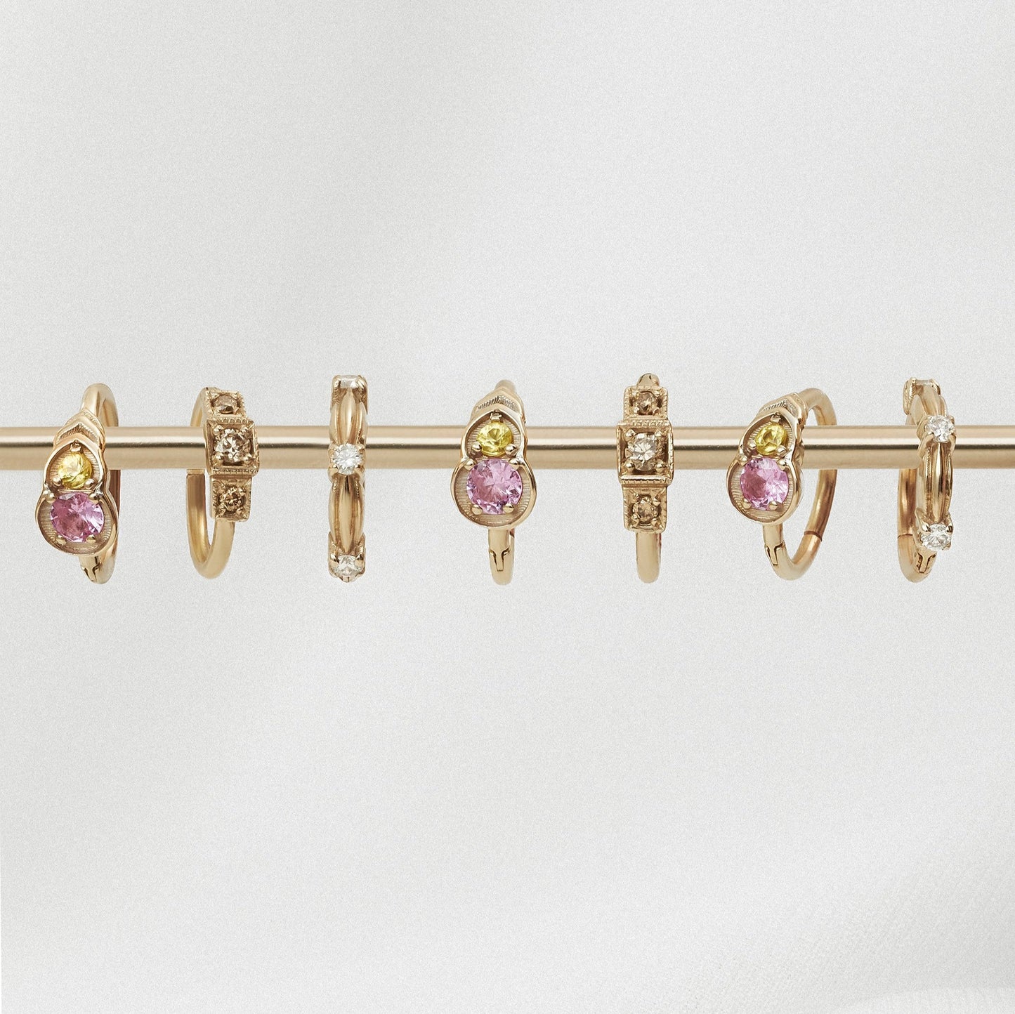 Argola Theresa | Safira Rosa, Safira Amarela e Ouro Champanhe