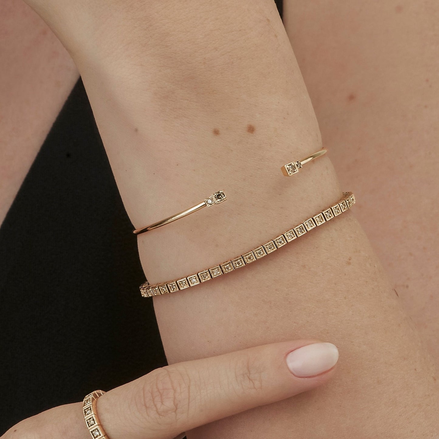 Riviera One | Diamantes Brown e Ouro Champanhe