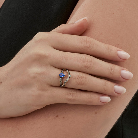 Anel Blue Mosque | Safira Azul, Ródio Negro e Brilhantes