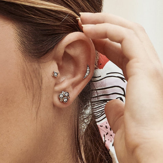 Stud Mu | Brilhantes e Ródio Negro