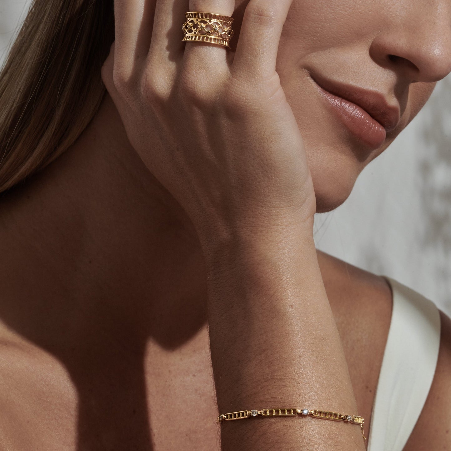 Pulseira Vallen | Brilhantes e Ouro Amarelo