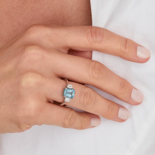 Anel Claire | Água-Marinha e Diamantes
