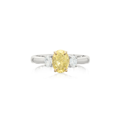 Anel Majesté | Diamante Fancy Yellow e Diamantes