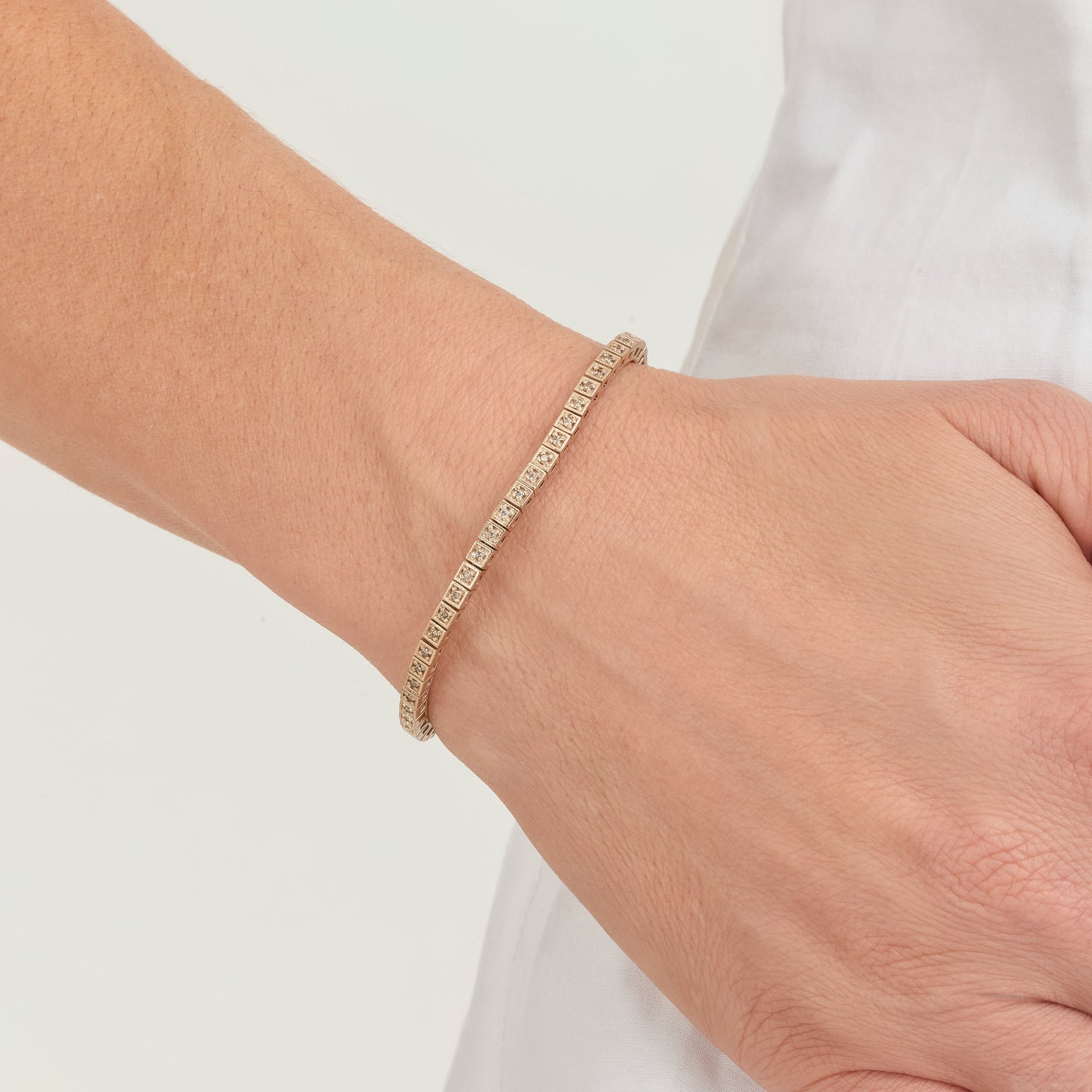 Riviera One | Diamantes Brown e Ouro Champanhe