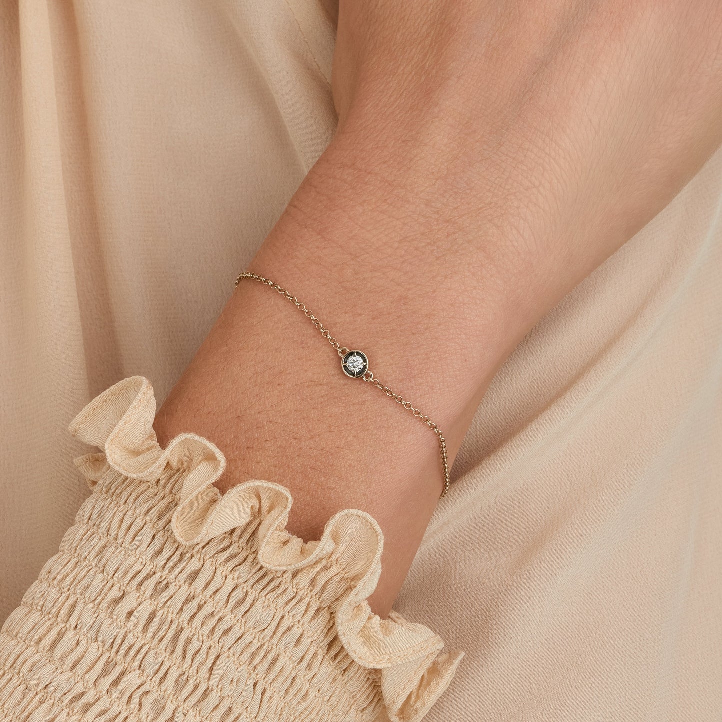 Pulseira Ask | Ródio Negro e Brilhante