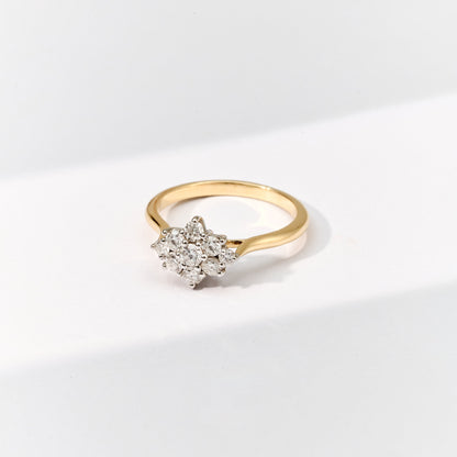Anel Lumière | Ouro Amarelo e Diamantes